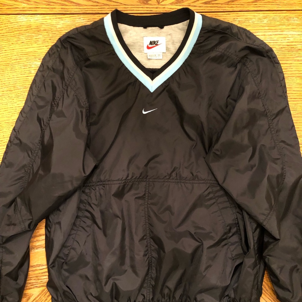 Vintage NIKE Windbreaker